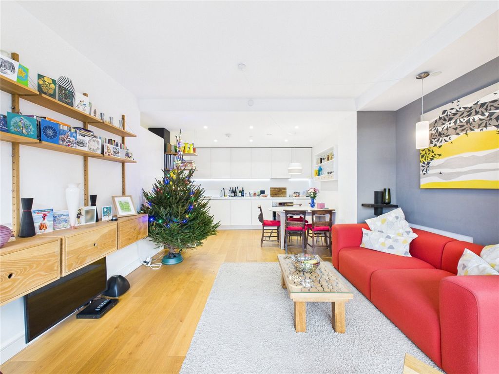 Property photo 3 of 20 Picture No. 62