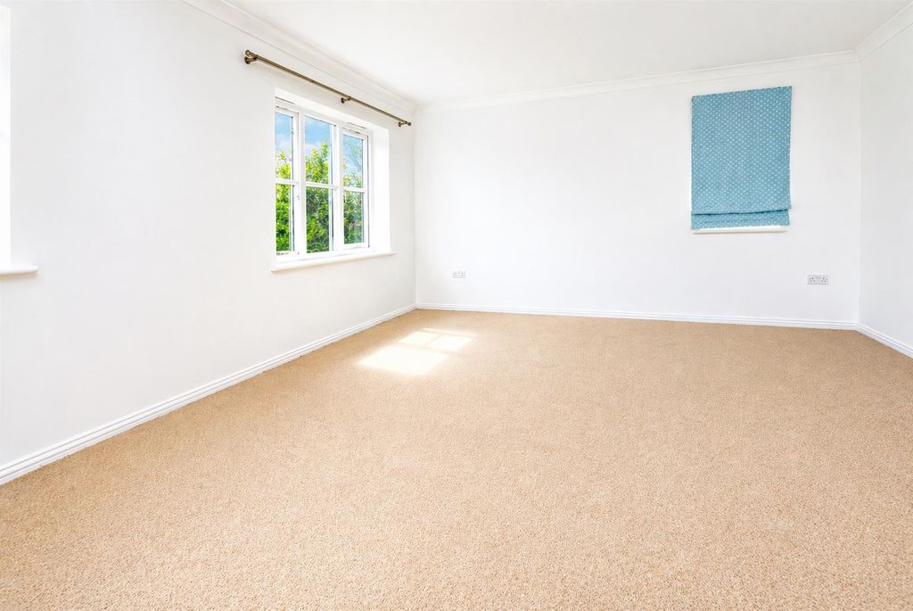 Property photo 3 of 9 3.Png