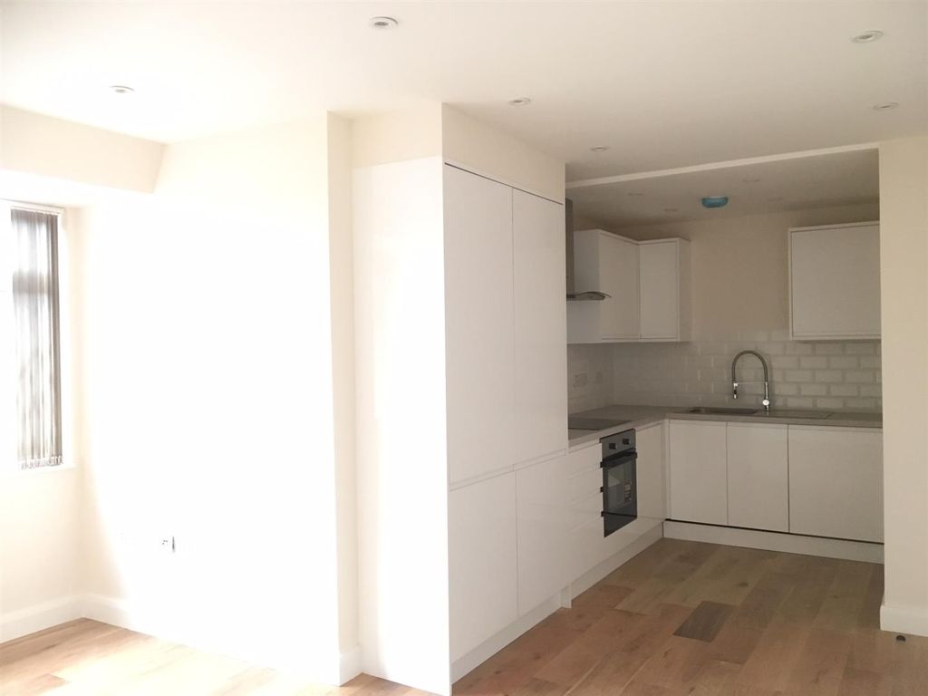 Property photo 3 of 3