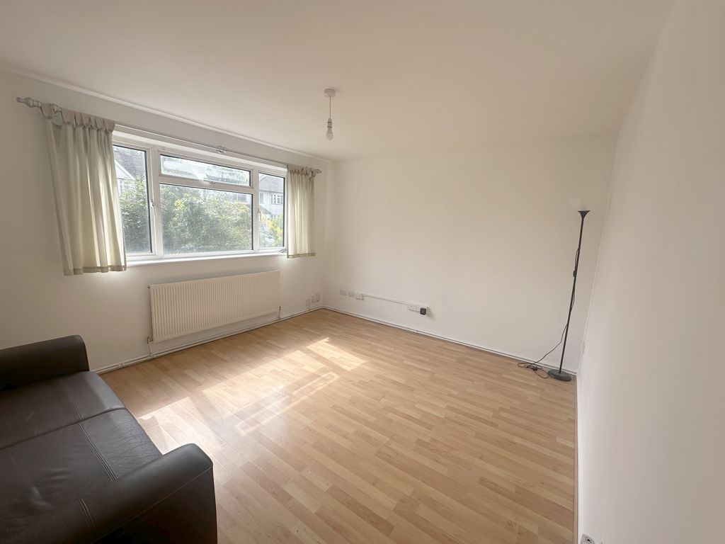 Property photo 3 of 13 Photo 13