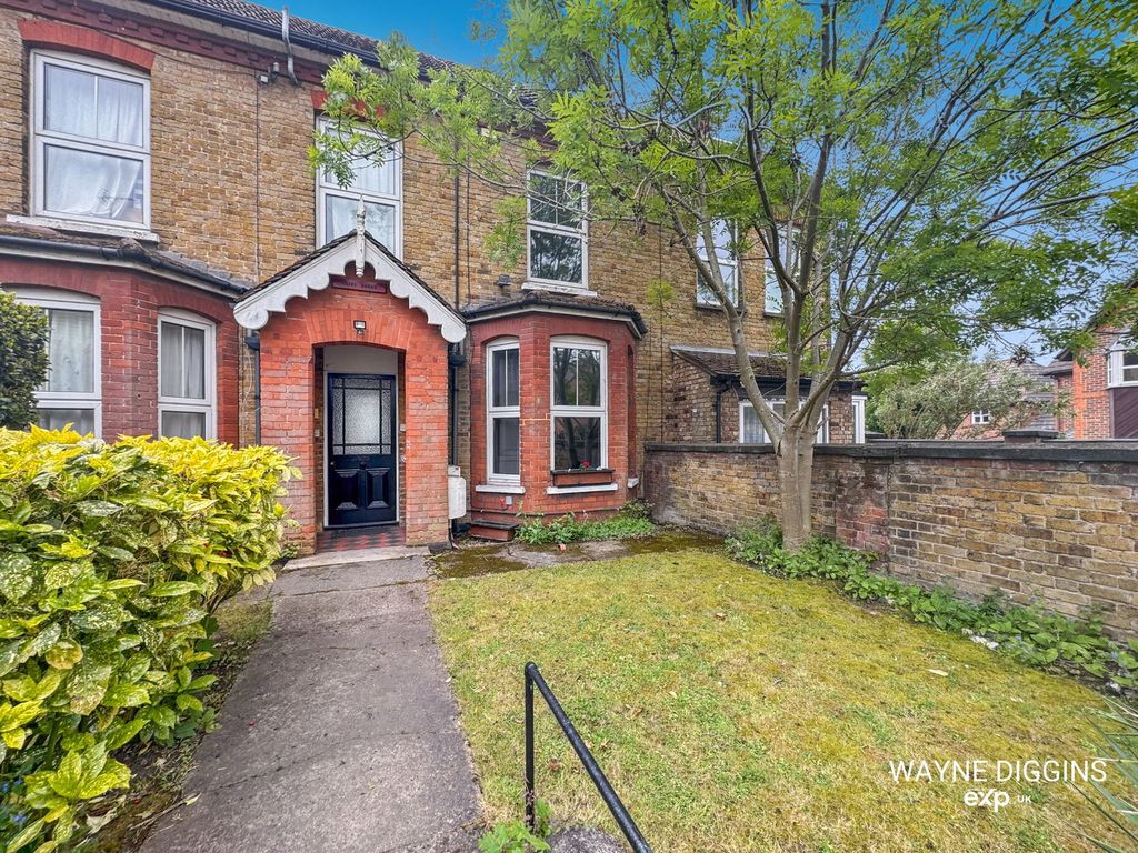 Property photo 1 of 9