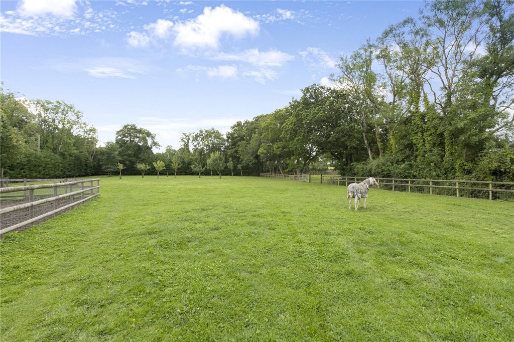Property photo 2 of 31 Picture No. 08