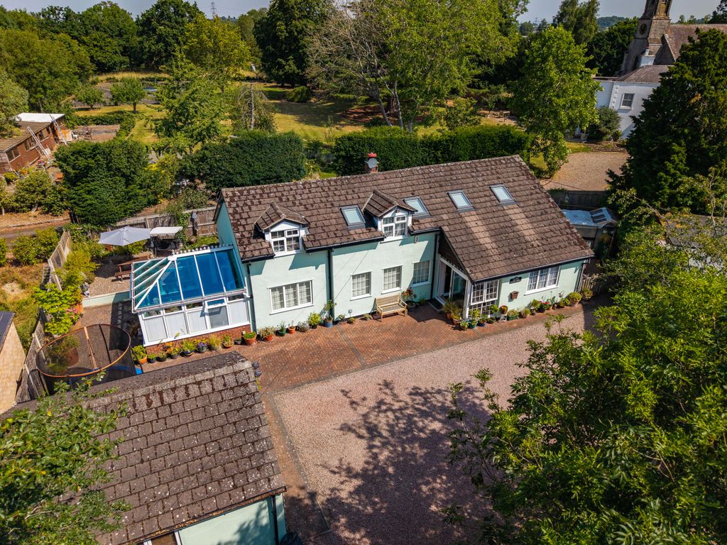 Property photo 1 of 31