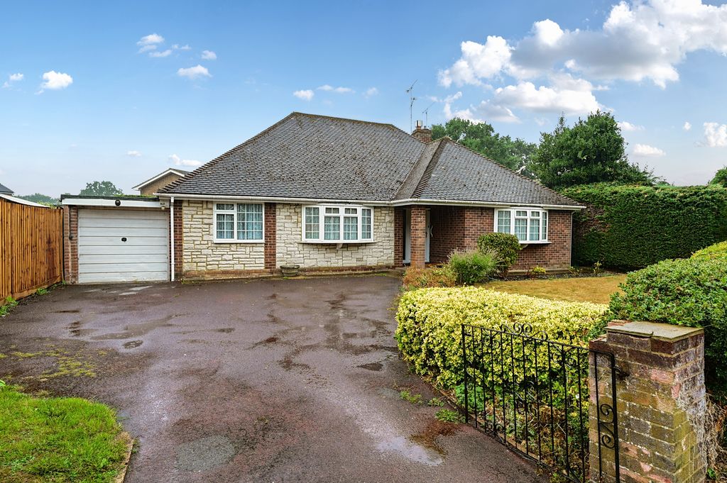 Property photo 1 of 10 39 Frogmore (3)