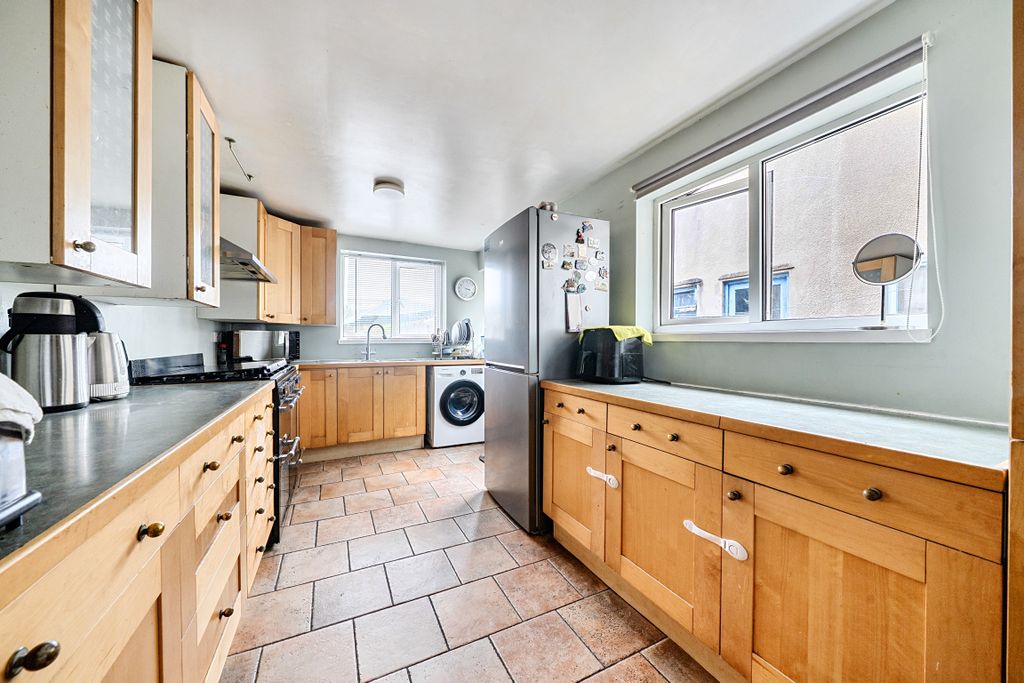Property photo 2 of 12 15291337