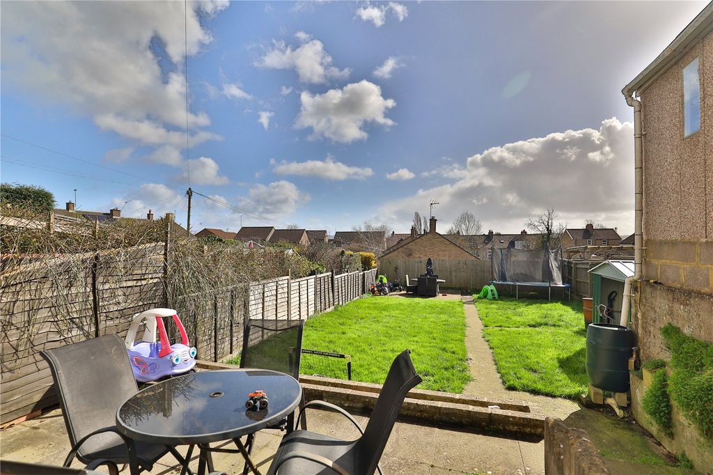 Property photo 2 of 17 Picture No. 07