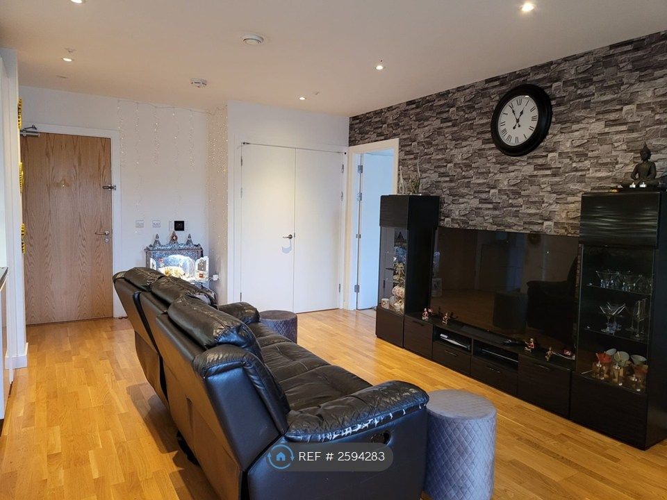 Property photo 3 of 21