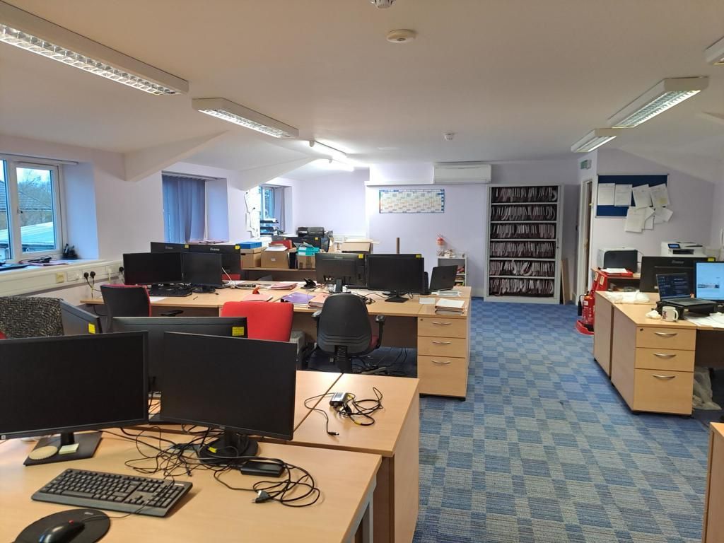 Property photo 3 of 7 Photo 6