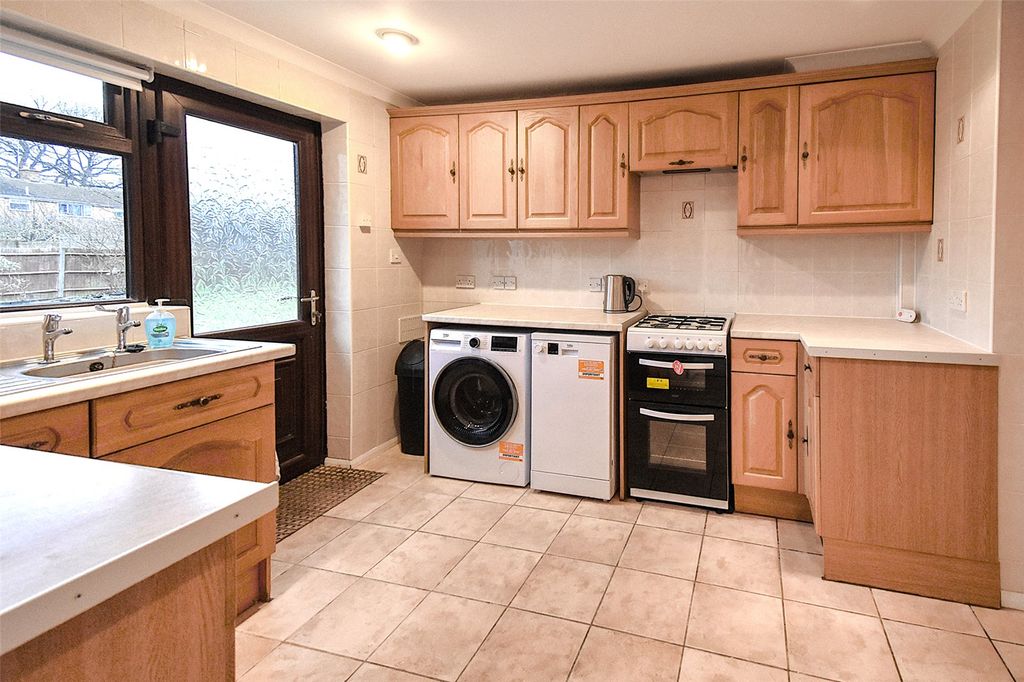 Property photo 2 of 16 Picture No. 09