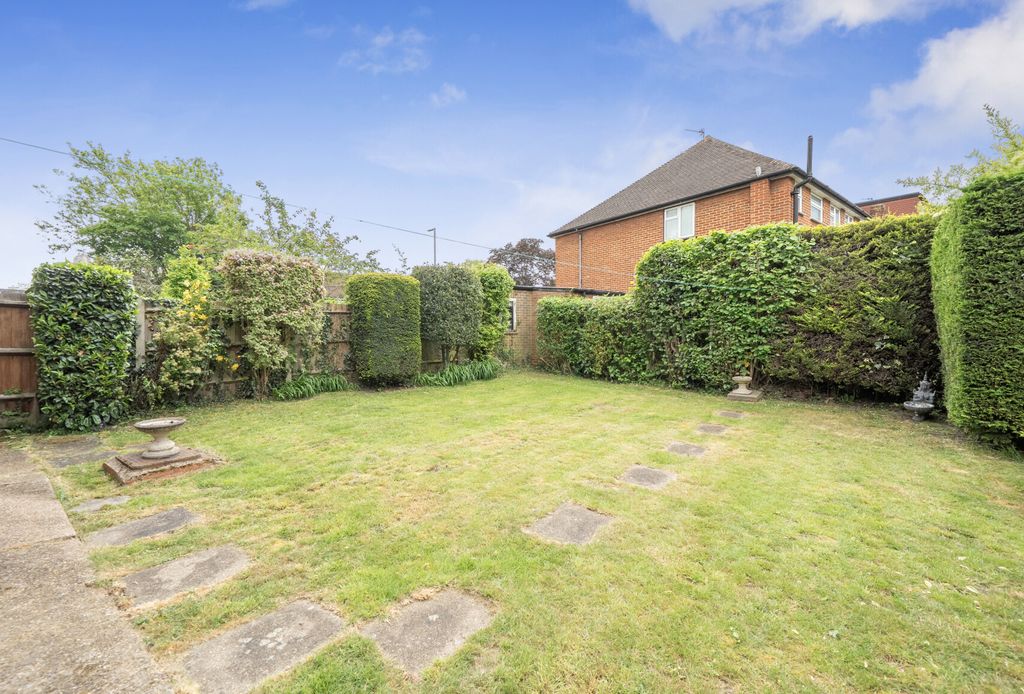 Property photo 3 of 17 1462698-4-6A04469...