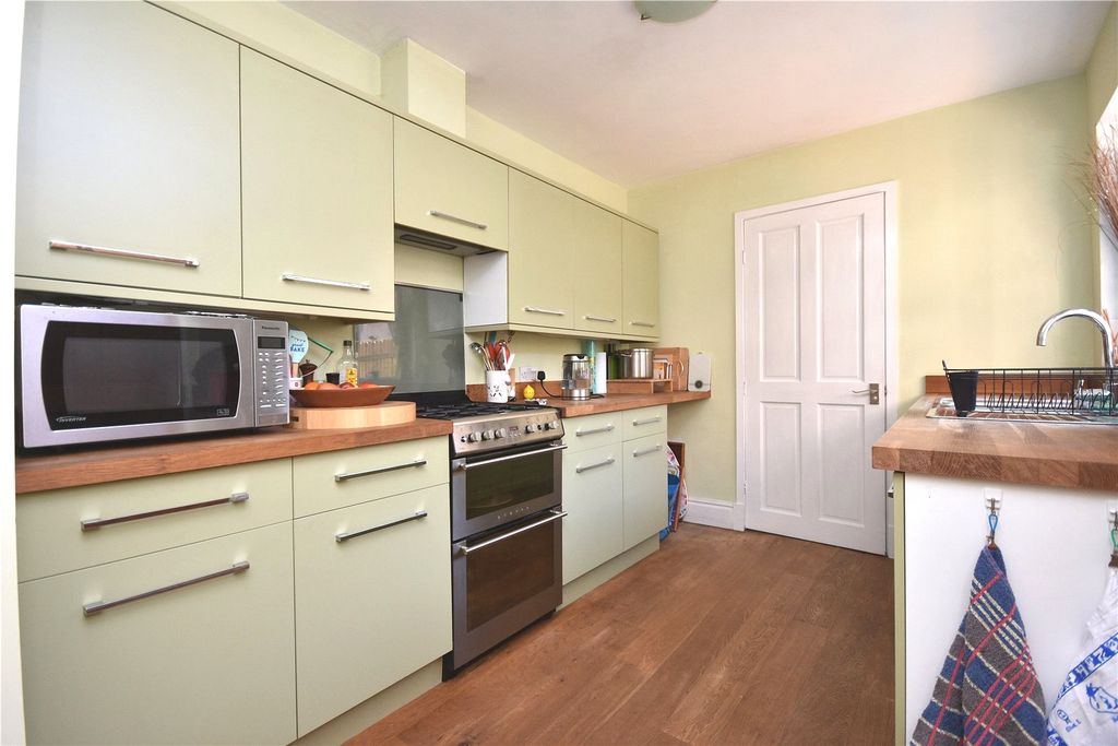 Property photo 3 of 16 Picture No. 16