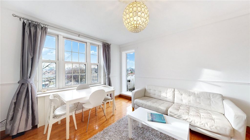 Property photo 2 of 14 Picture No. 13