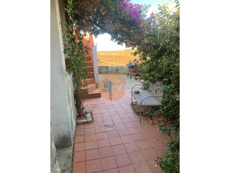 Property photo 1 of 25