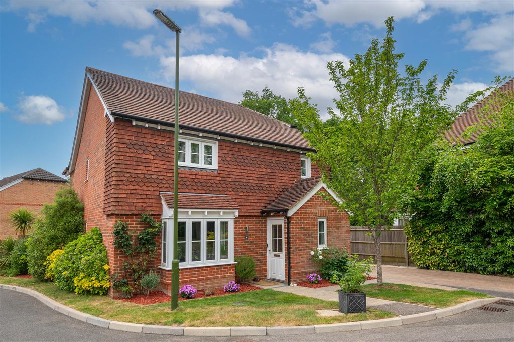 Property photo 1 of 20