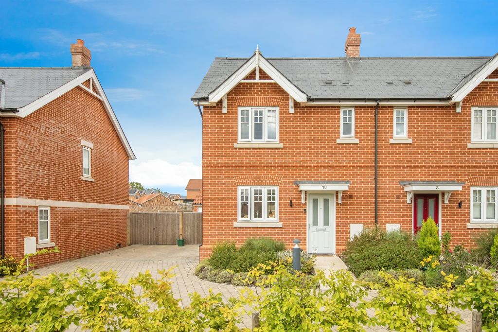 Property photo 1 of 19