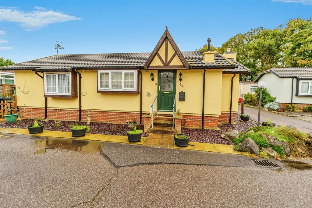 Property photo 1 of 8