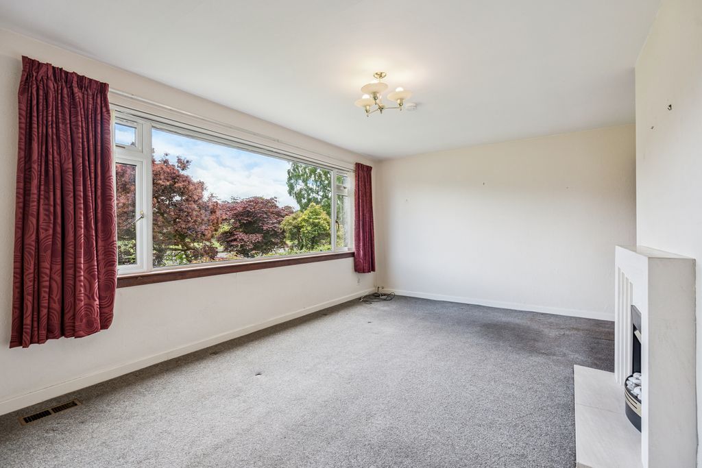 Property photo 3 of 15 General Dsc08933