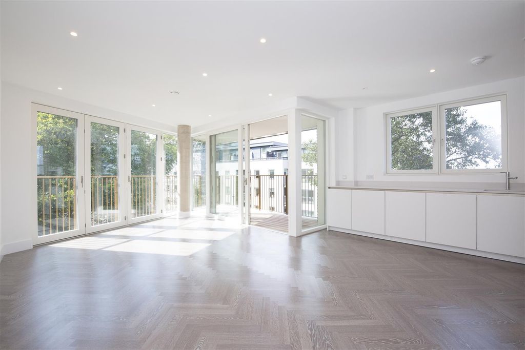 Property photo 2 of 9 Img_0001.Jpg