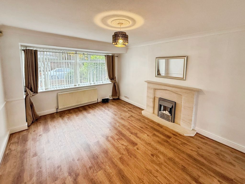 Property photo 2 of 11 Photo 11