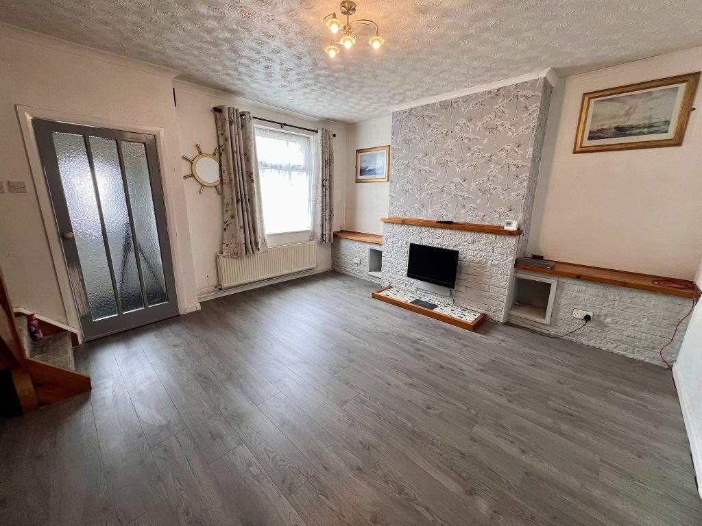 Property photo 2 of 17 Img_0759