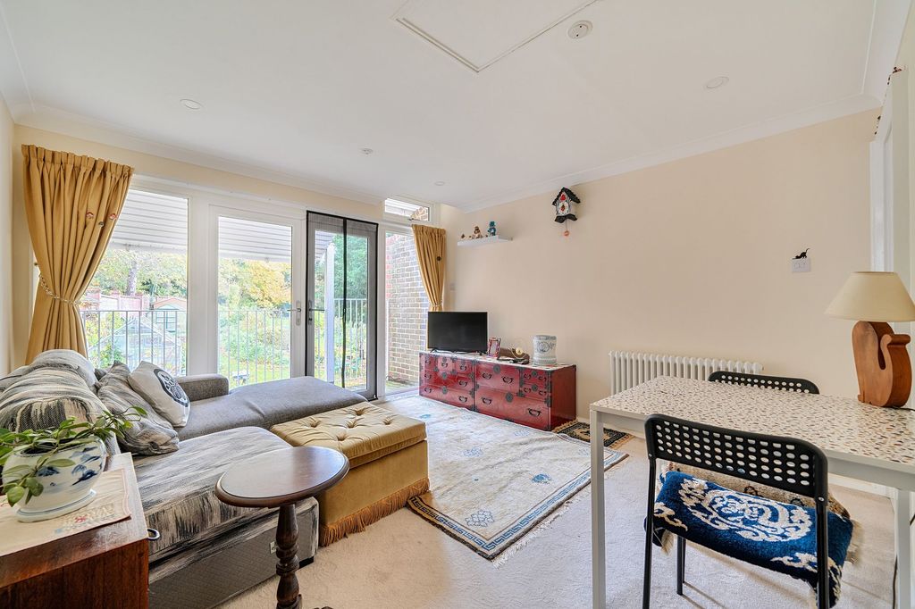 Property photo 3 of 15