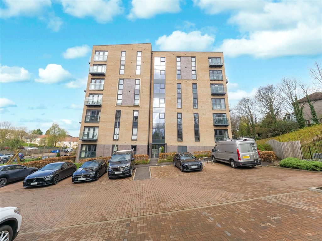 Property photo 1 of 21 Picture No. 01