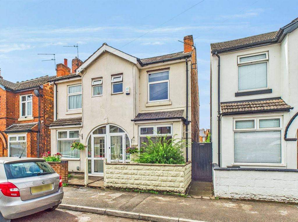 Property photo 1 of 14 Front