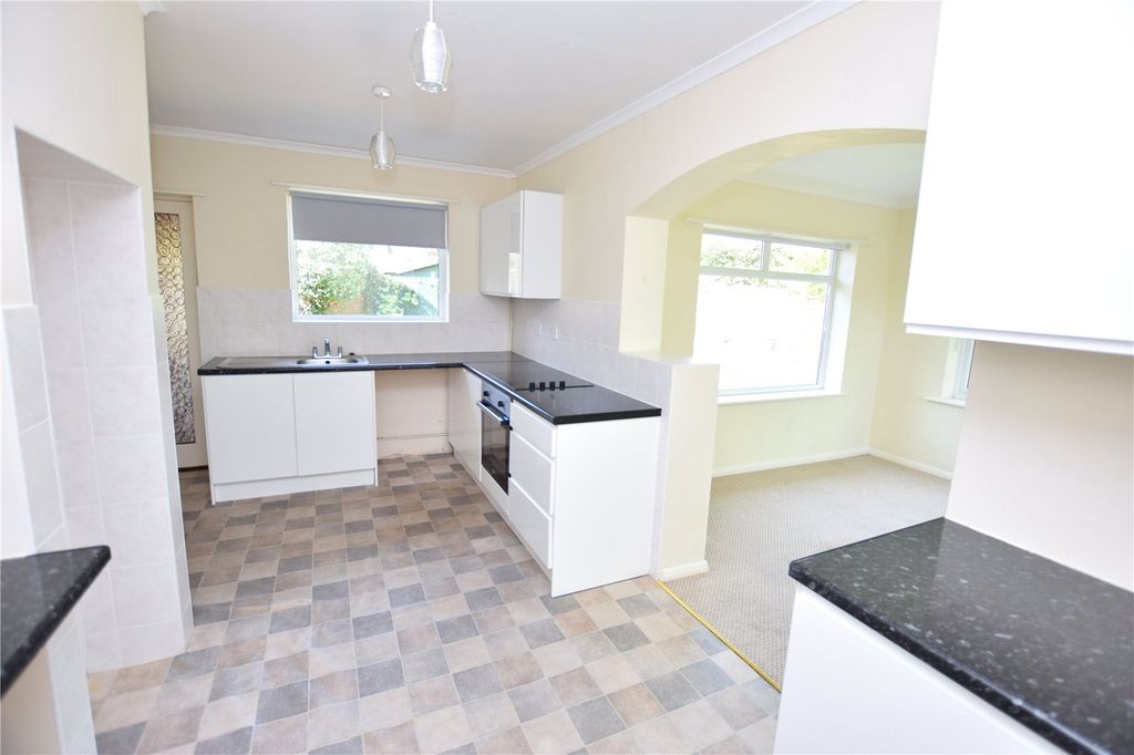 Property photo 3 of 12 Picture No. 18