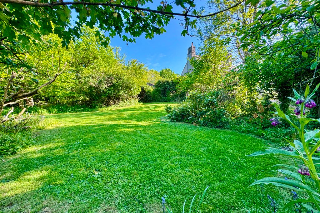 Property photo 3 of 15