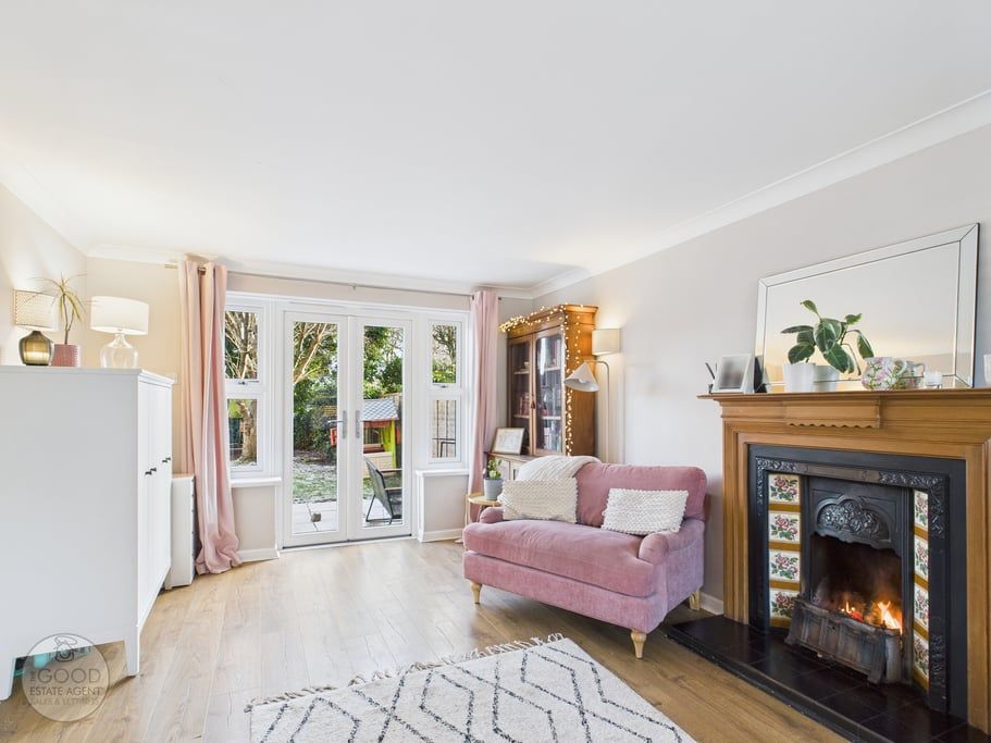 Property photo 3 of 16