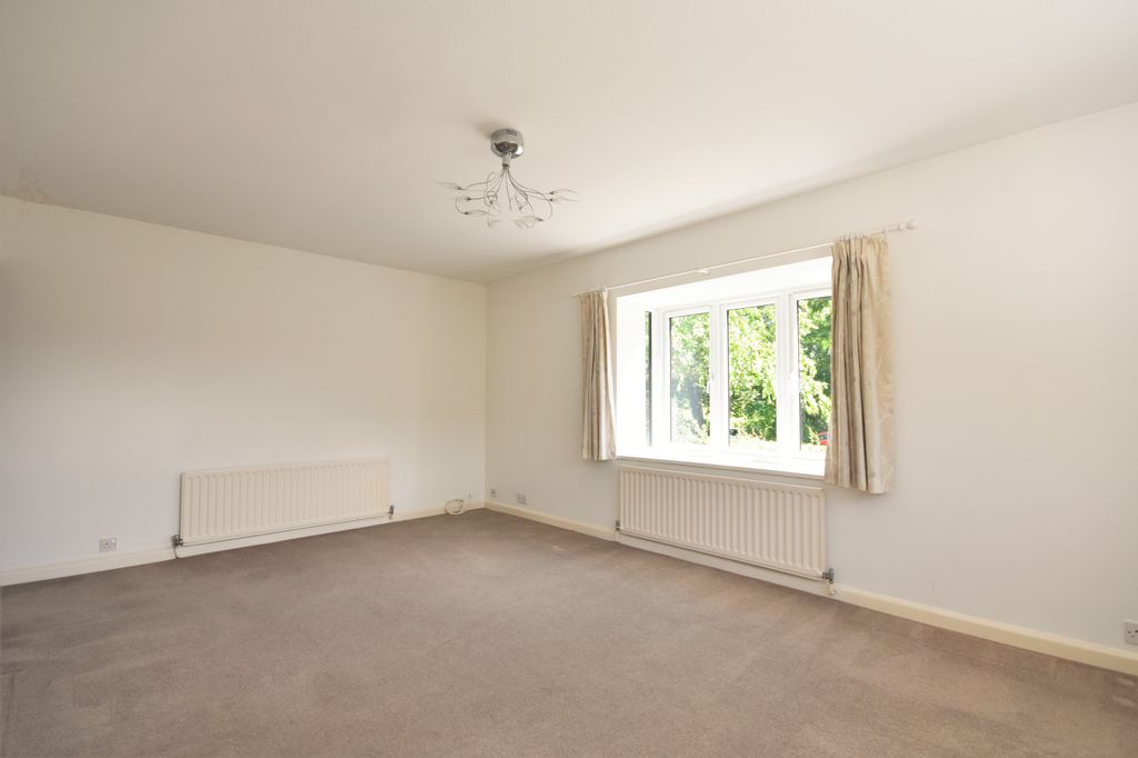 Property photo 2 of 7 Photo 7