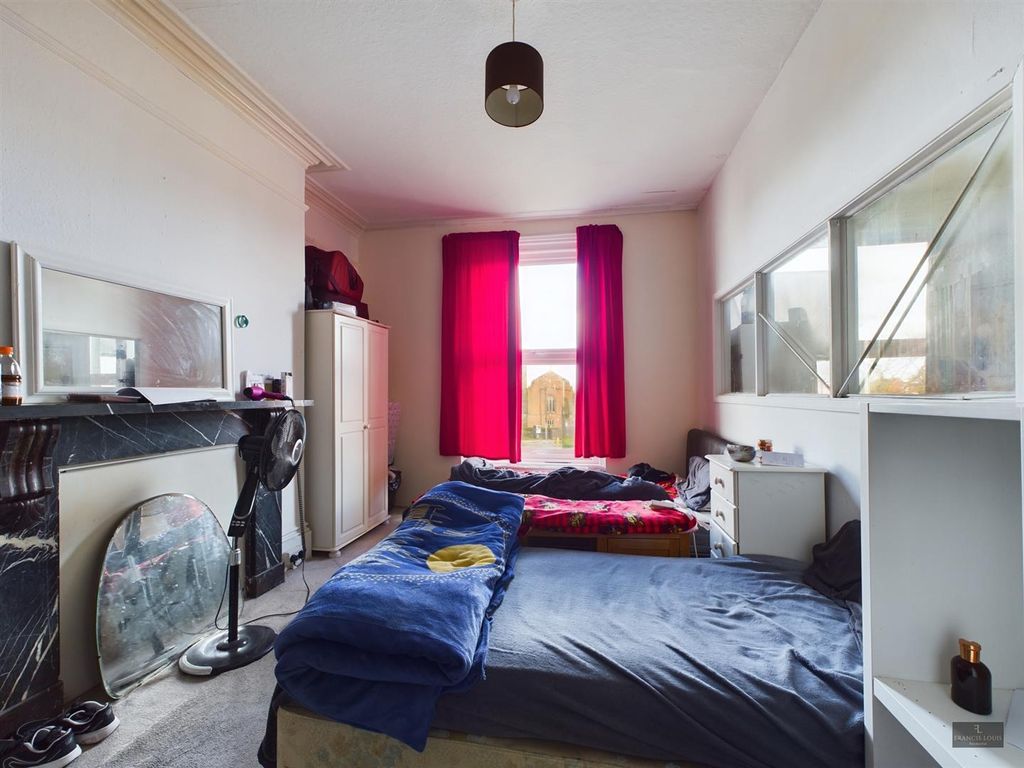 Property photo 3 of 14 Cam02887G0-Pr0146-Still008.Jpg