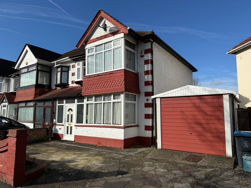 Property photo 1 of 15 Front