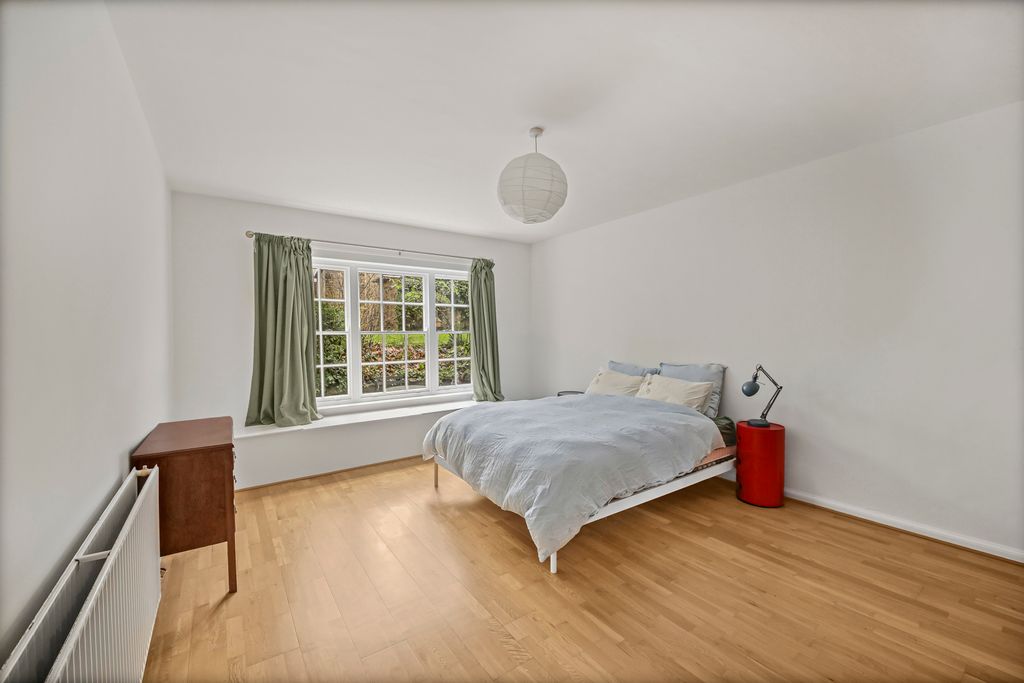 Property photo 3 of 11 Picture No. 14