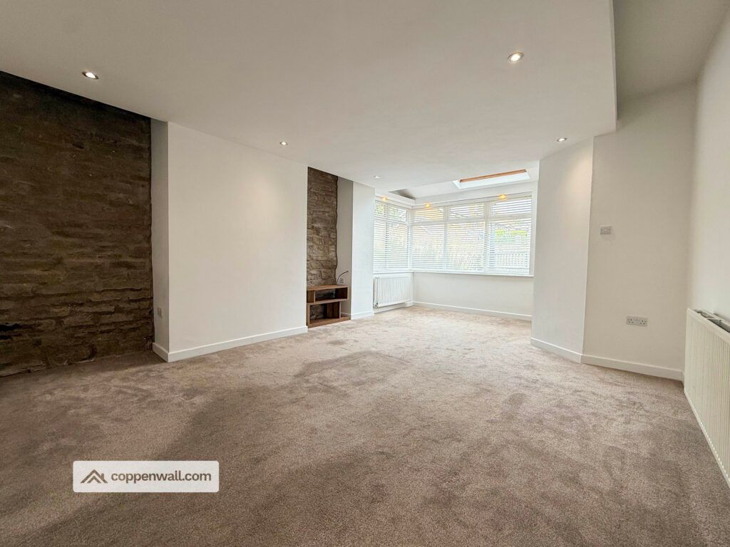 Property photo 2 of 38