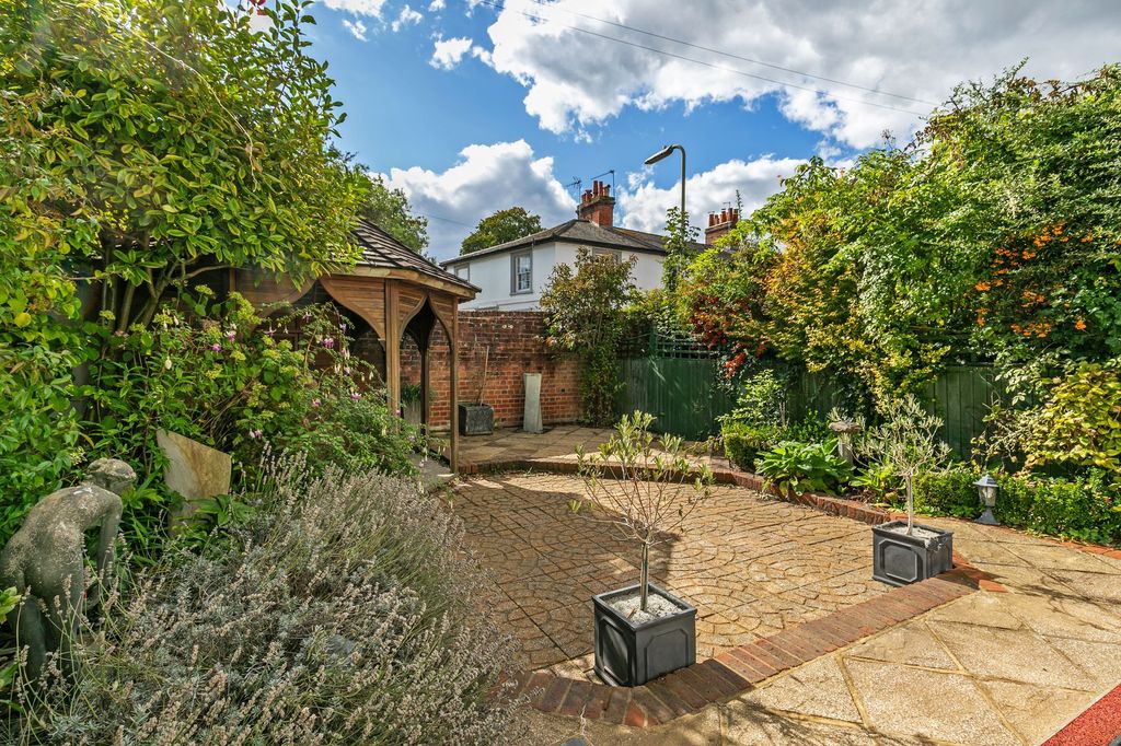 Property photo 3 of 15