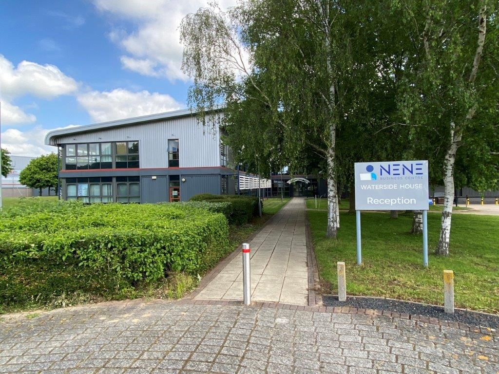 Property photo 1 of 21 Photo 4