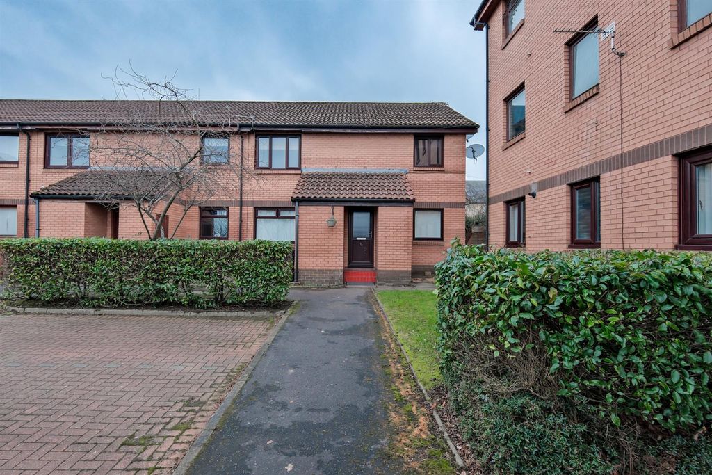 Property photo 1 of 32 030-74 Miller Street, Wishaw ML2 7Bb.Jpg