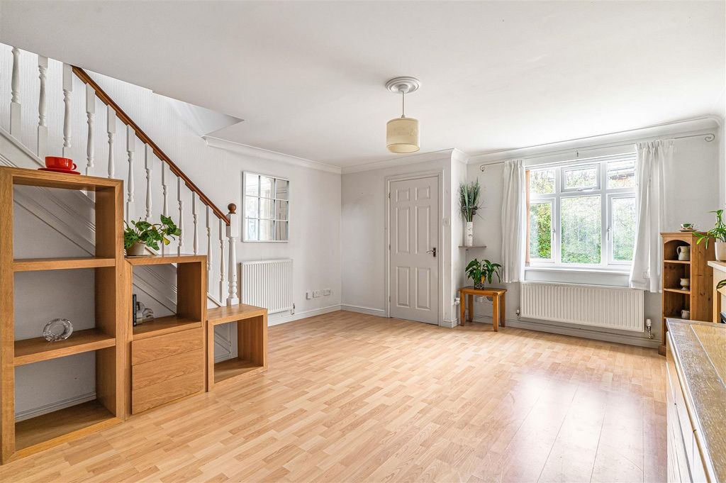 Property photo 2 of 14 4_67400.Jpg