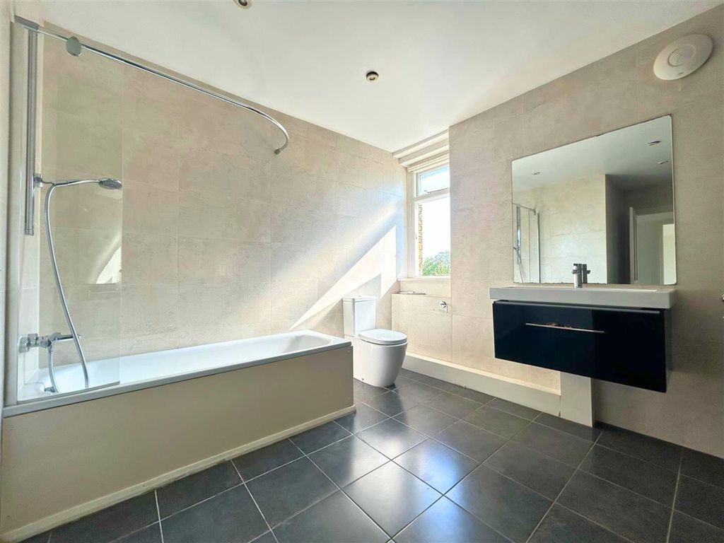 Property photo 3 of 7 1.Png