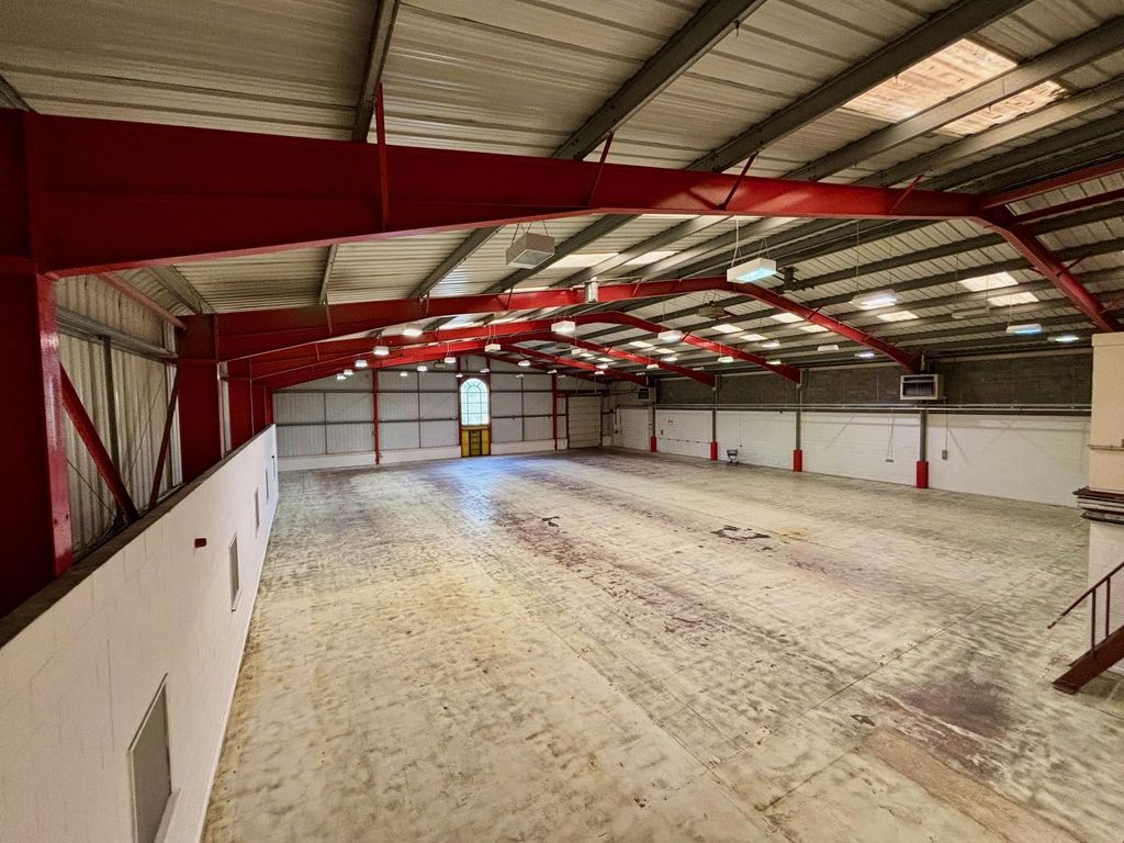 Property photo 2 of 10 4 Lr Pembroke 06.Jpg