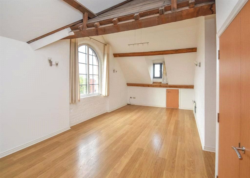 Property photo 3 of 9 Picture No. 24