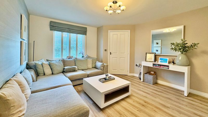 Property photo 2 of 17 Photo 15