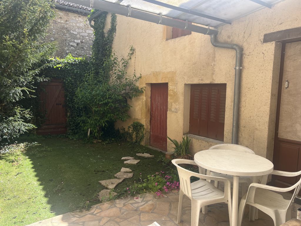 Property photo 2 of 15