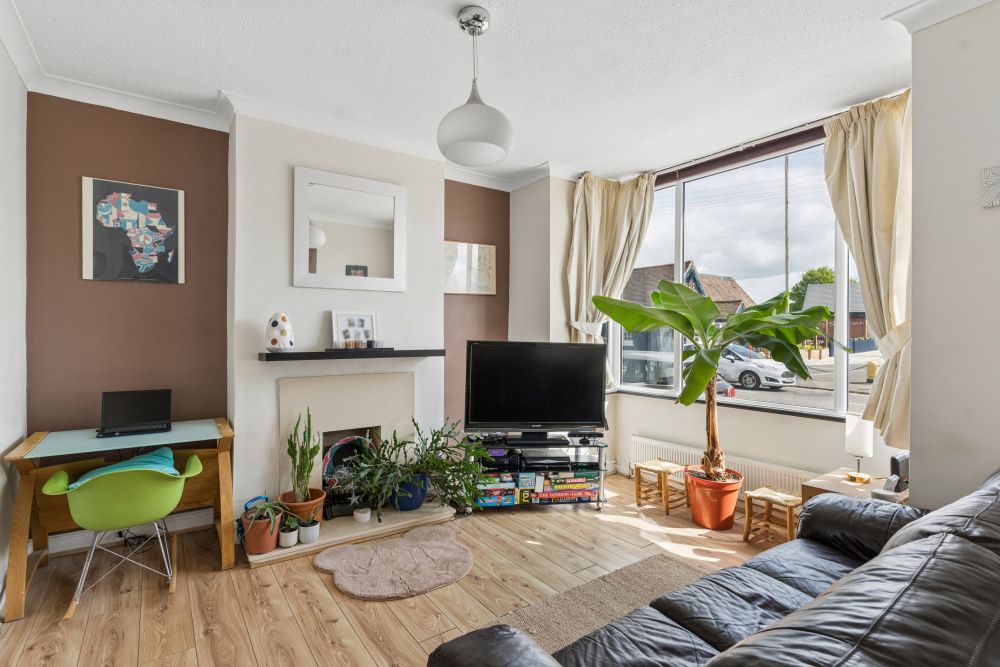 Property photo 2 of 21