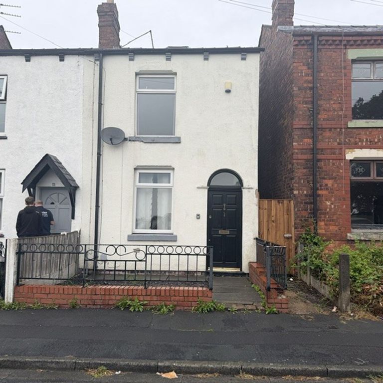 Property photo 1 of 9