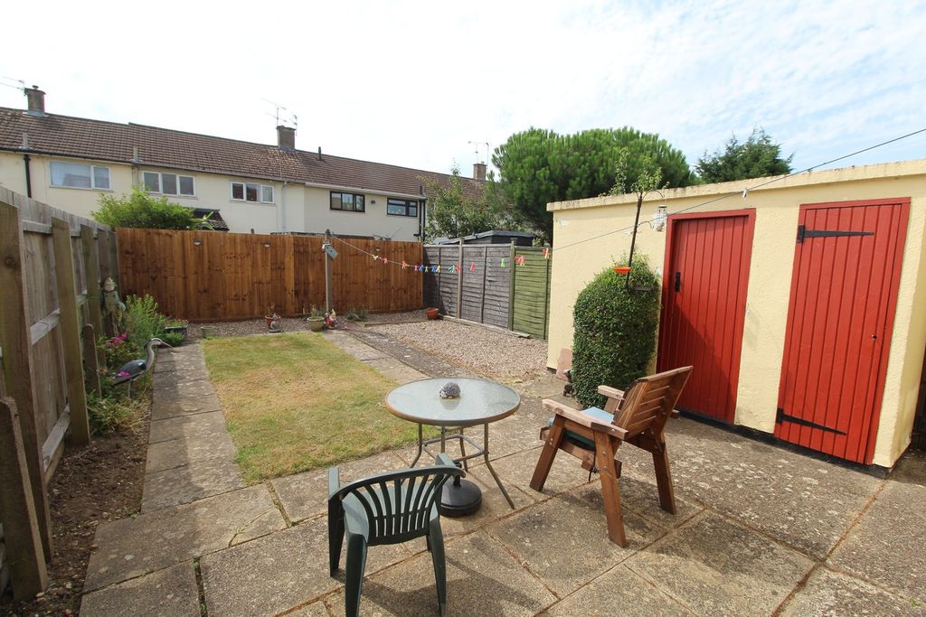 Property photo 2 of 12