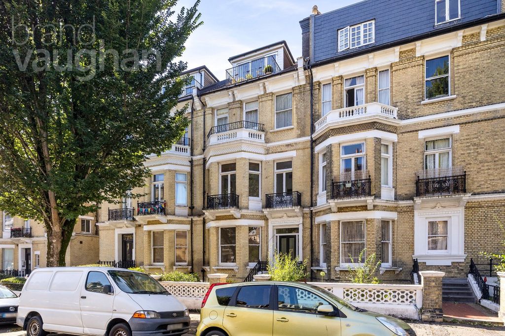 Property photo 1 of 17 Picture No. 15