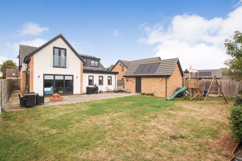 Property photo 1 of 24 Rear Garden