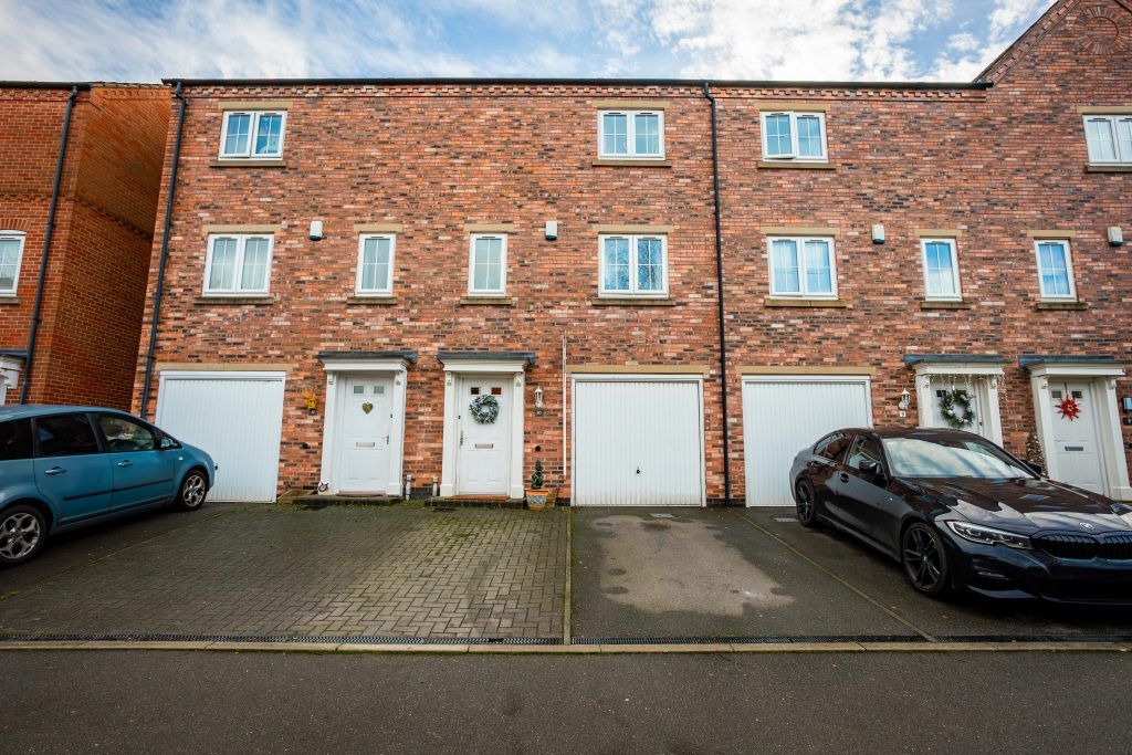 Property photo 1 of 26